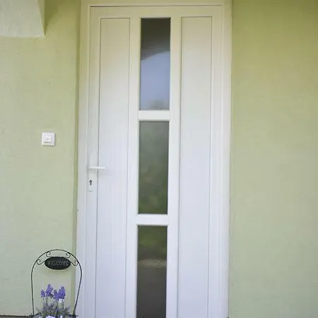 Igor Apartment